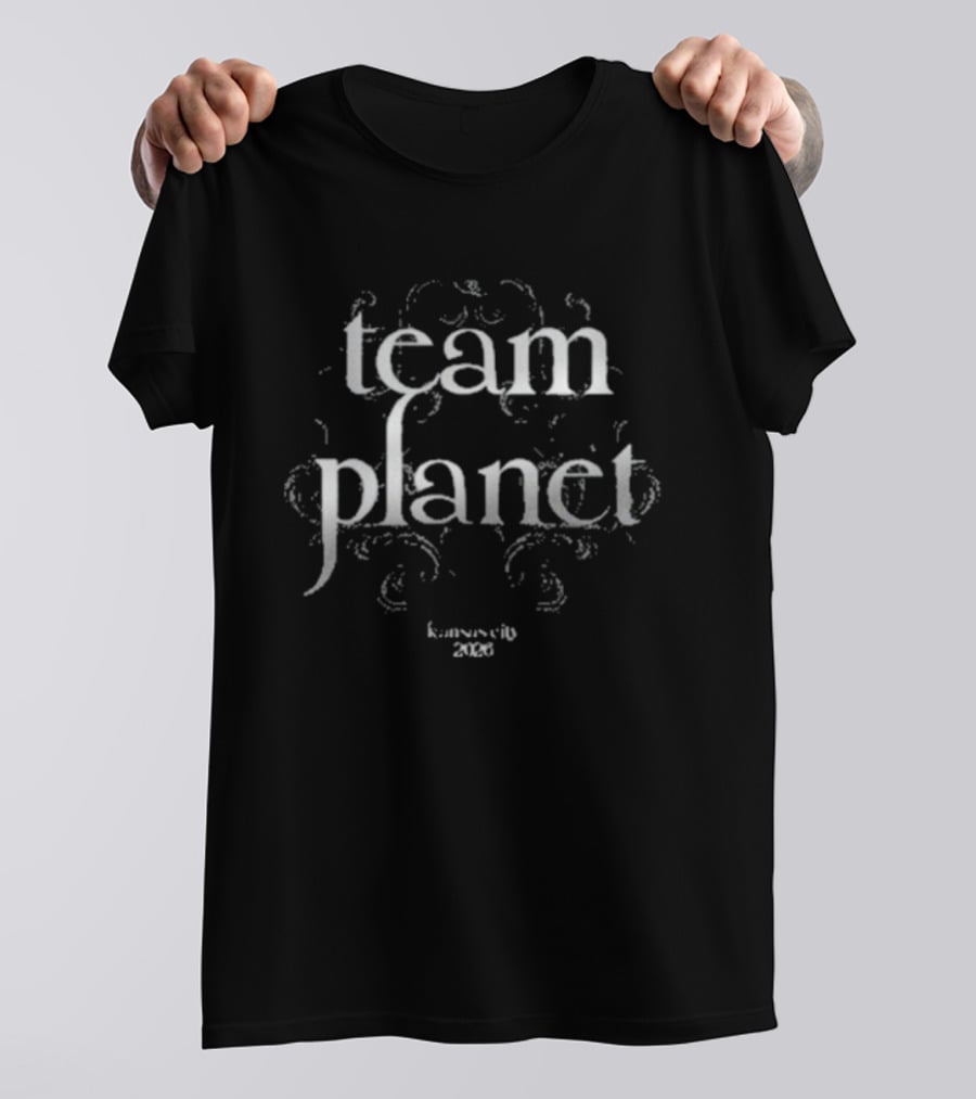 Planet Comicon Team Planet Kansas City Kansas City 2023 T-Shirt
