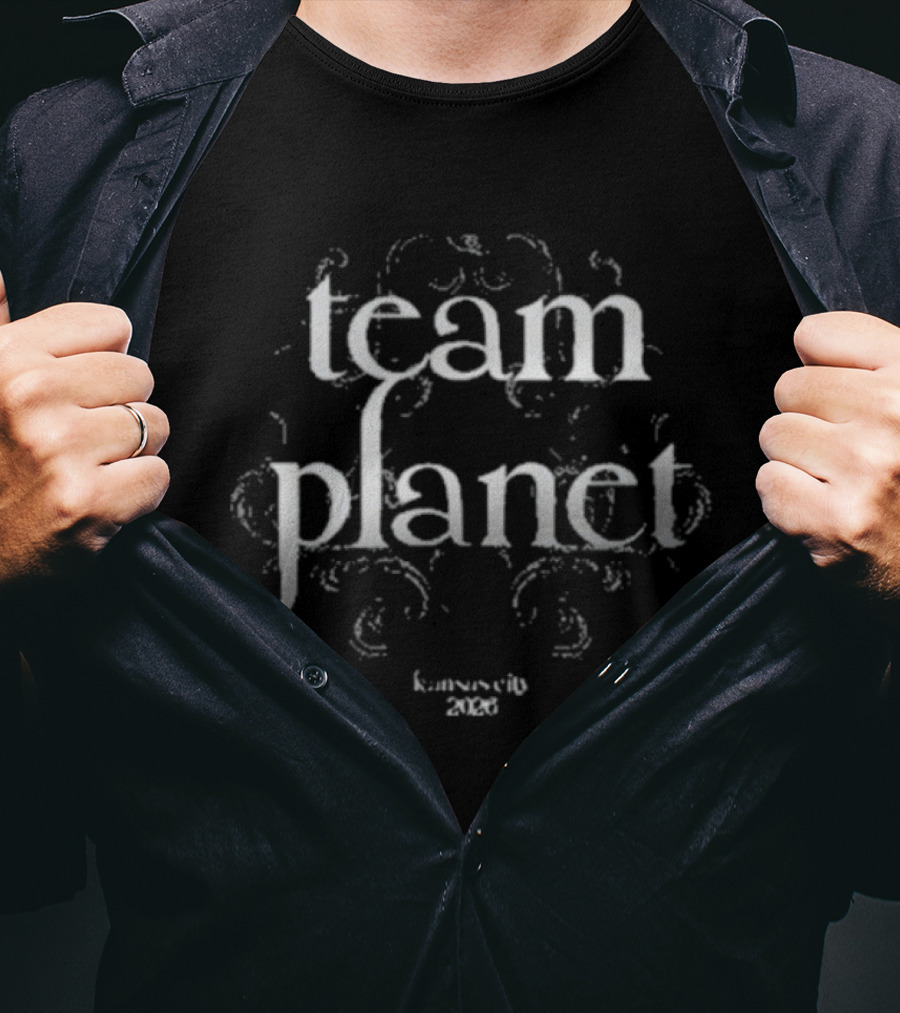 Planet Comicon Team Planet Kansas City Kansas City 2023 T-Shirt