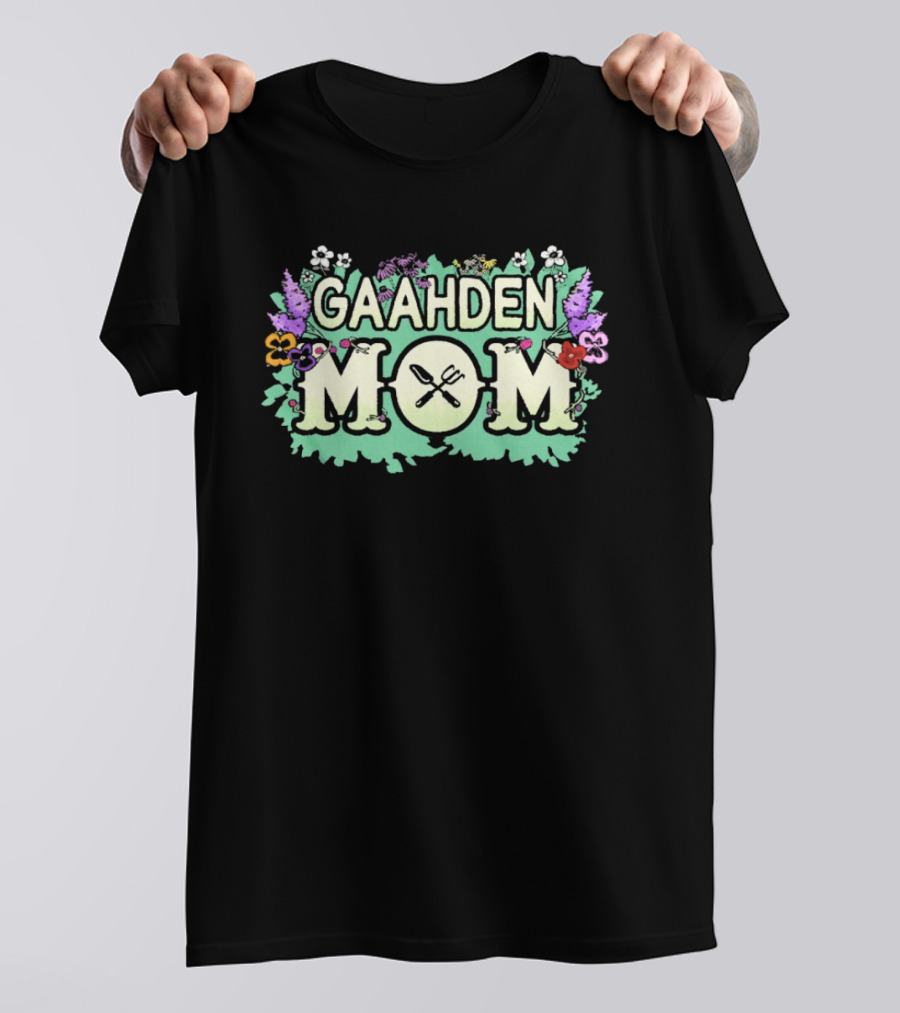 Gaahden Mom Gardening Tools Floral T-Shirt