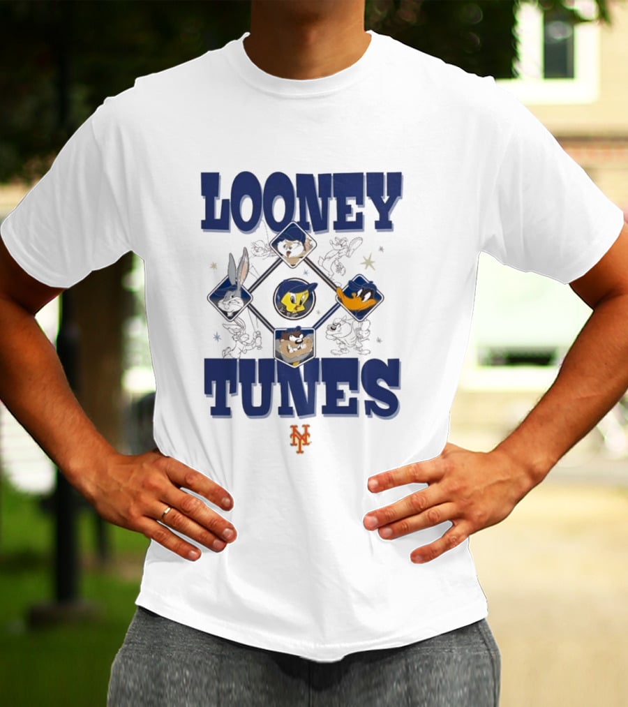 New York Mets Looney Tunes Bugs Tweety Daffy Sylvester Cream New Era T-Shirt