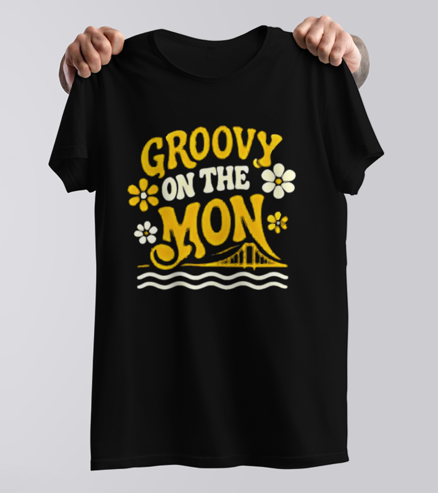 Pittsburgh Riverhounds SC Groovy On The Mon With Flowers And Bridge T-Shirt