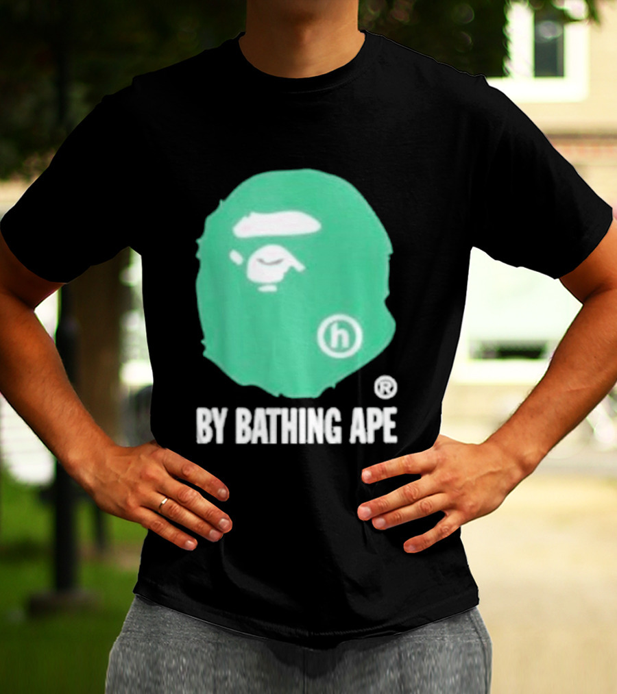 Bape A Bathing Ape Green Big Ape Head Hologram By Bathing Ape And Bapesta Trucker Hat Set 2026 T-Shirt