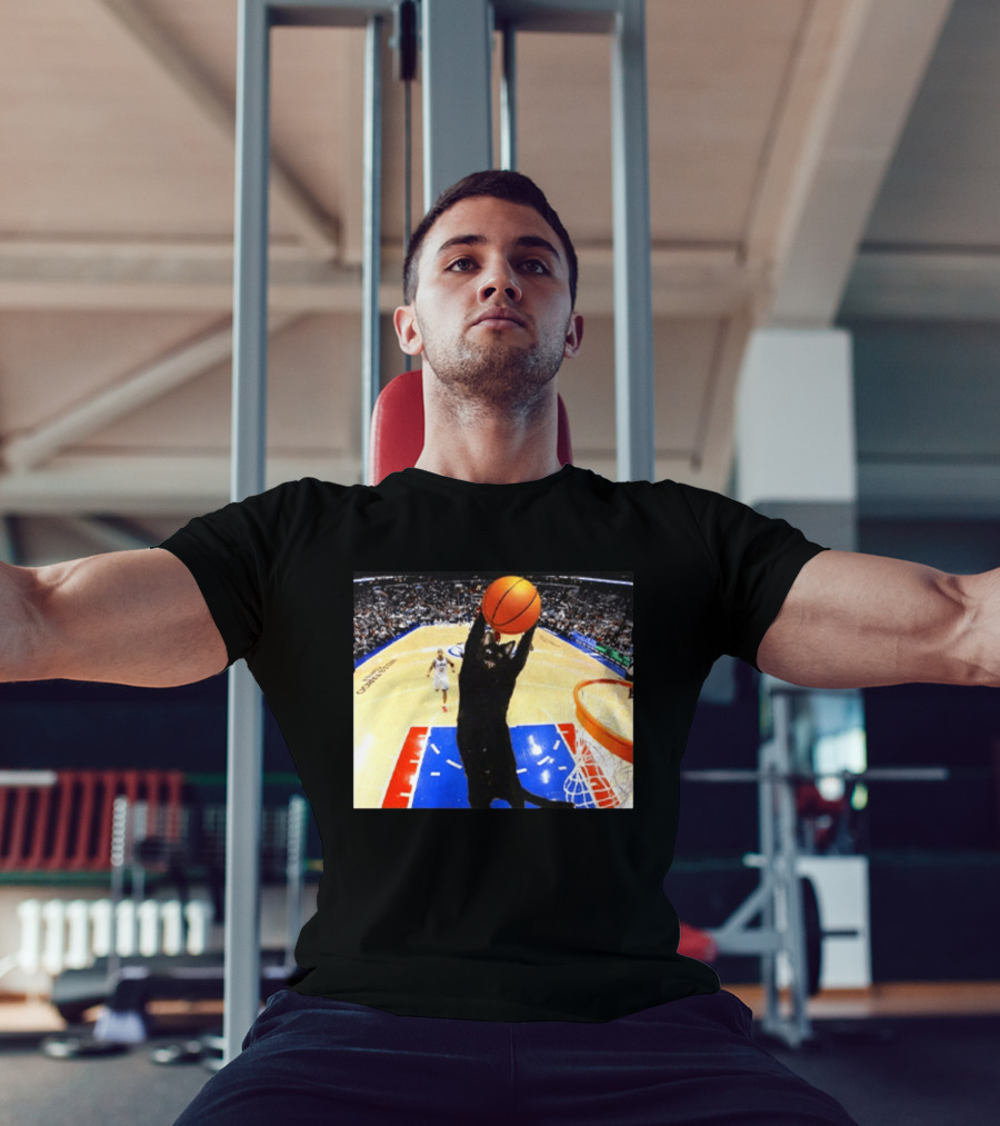 Jarrett Allen Cat Dunking Basketball On Court T-Shirt