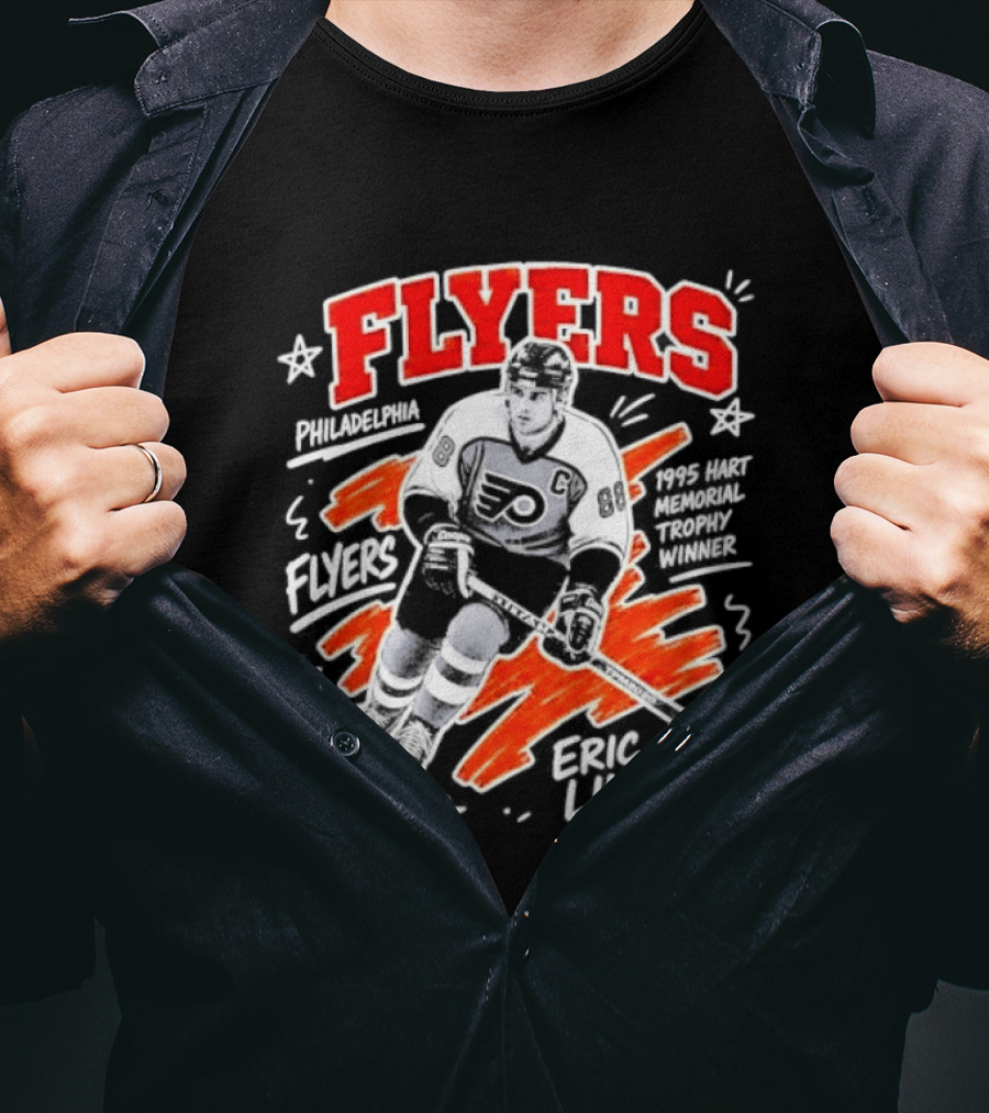 Philadelphia Flyers Eric Lindros 1995 Hart Memorial Trophy Winner Hockey Legend T-Shirt