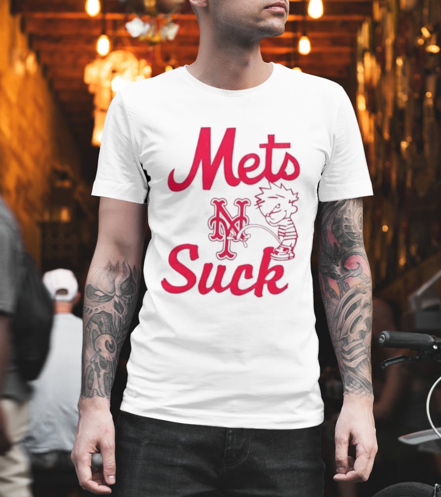 Mets Suck Peeing New York Baseball Fan Humor T-Shirt