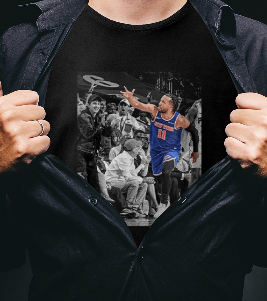 Jalen Brunson New York Knicks Basketball Player Number 11 Action In Game T-Shirt