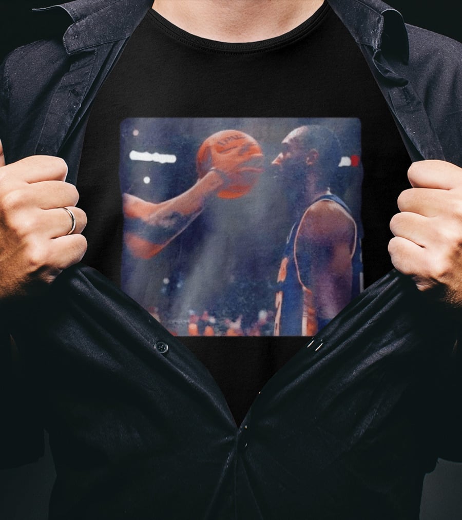Kobe Bryant Los Angeles Lakers Basketball Legend NBA Iconic Moment T-Shirt