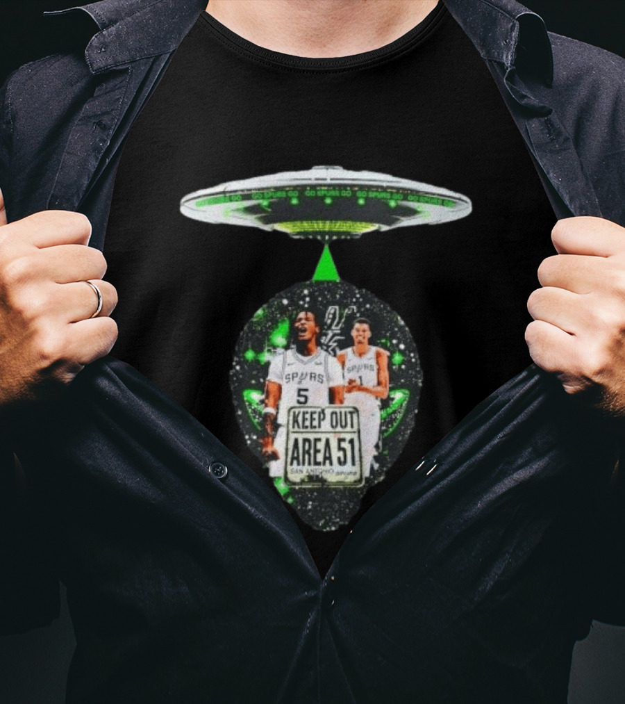 San Antonio Spurs Keep Out Area 51 UFO Basketball T-Shirt