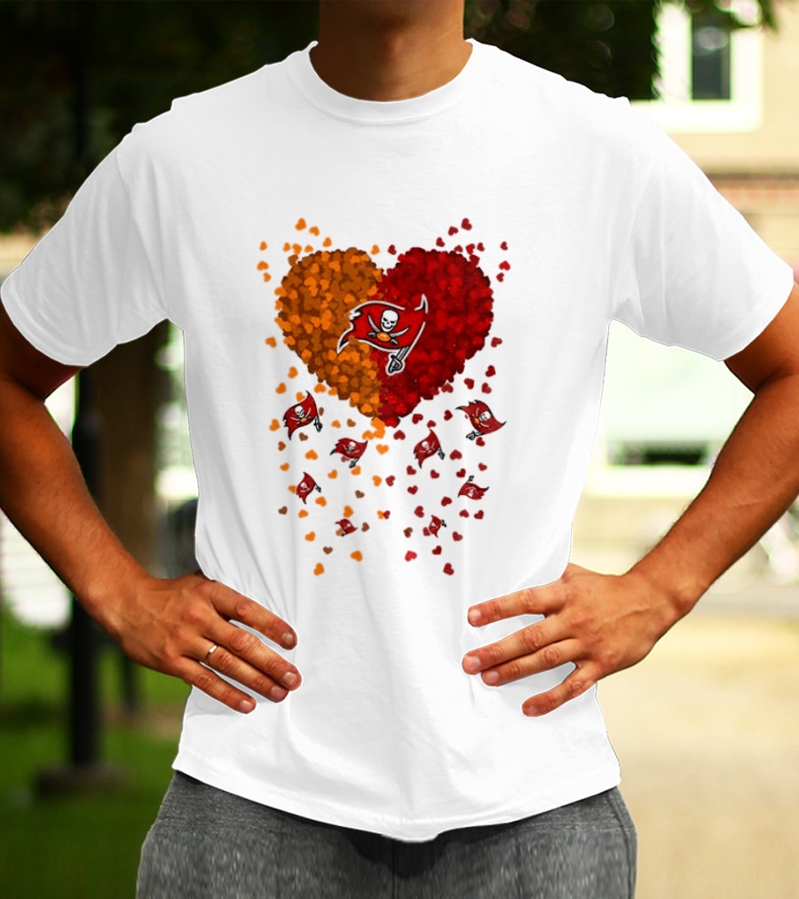 Heart Tampa Bay Buccaneers Football 2026 Iconic Team Spirit T-Shirt