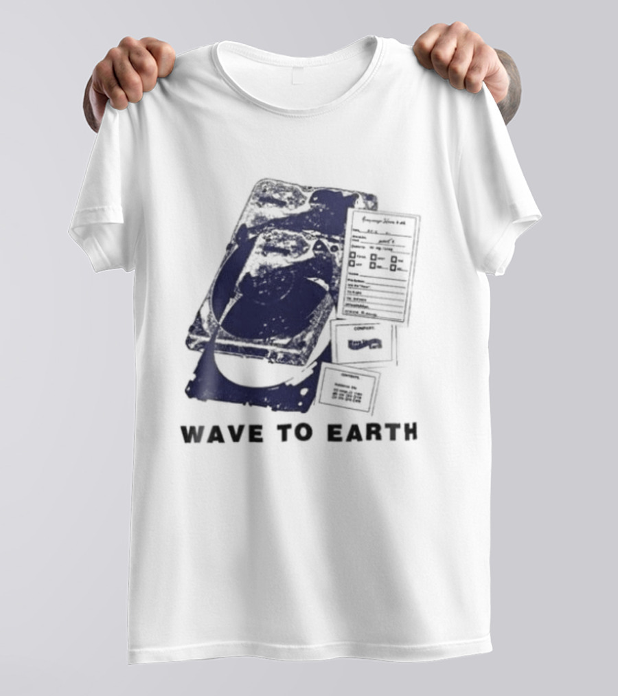Wave To Earth Vintage Cassette Player Aesthetic T-Shirt
