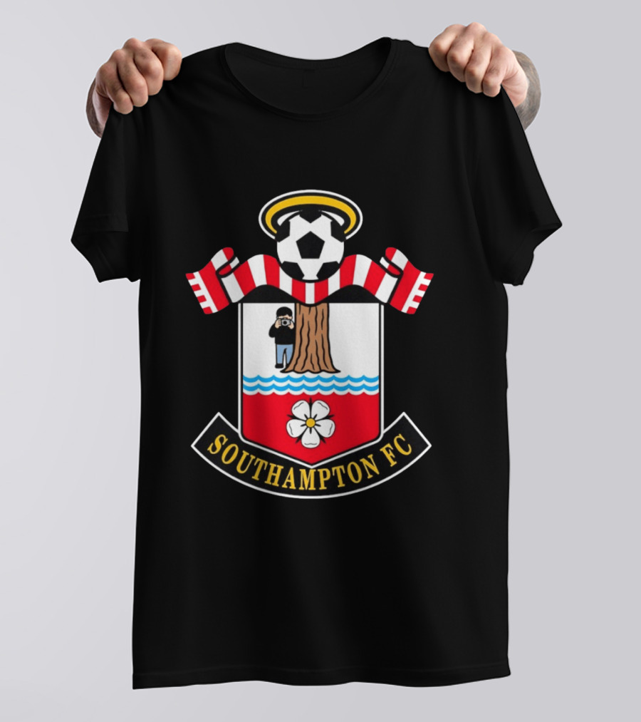 Southampton FC Crest Meme Tree Photographer Football T-Shirt