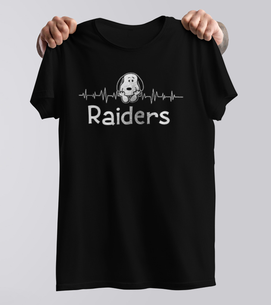 Las Vegas Raiders Peanuts Snoopy Nurse Love T-Shirt