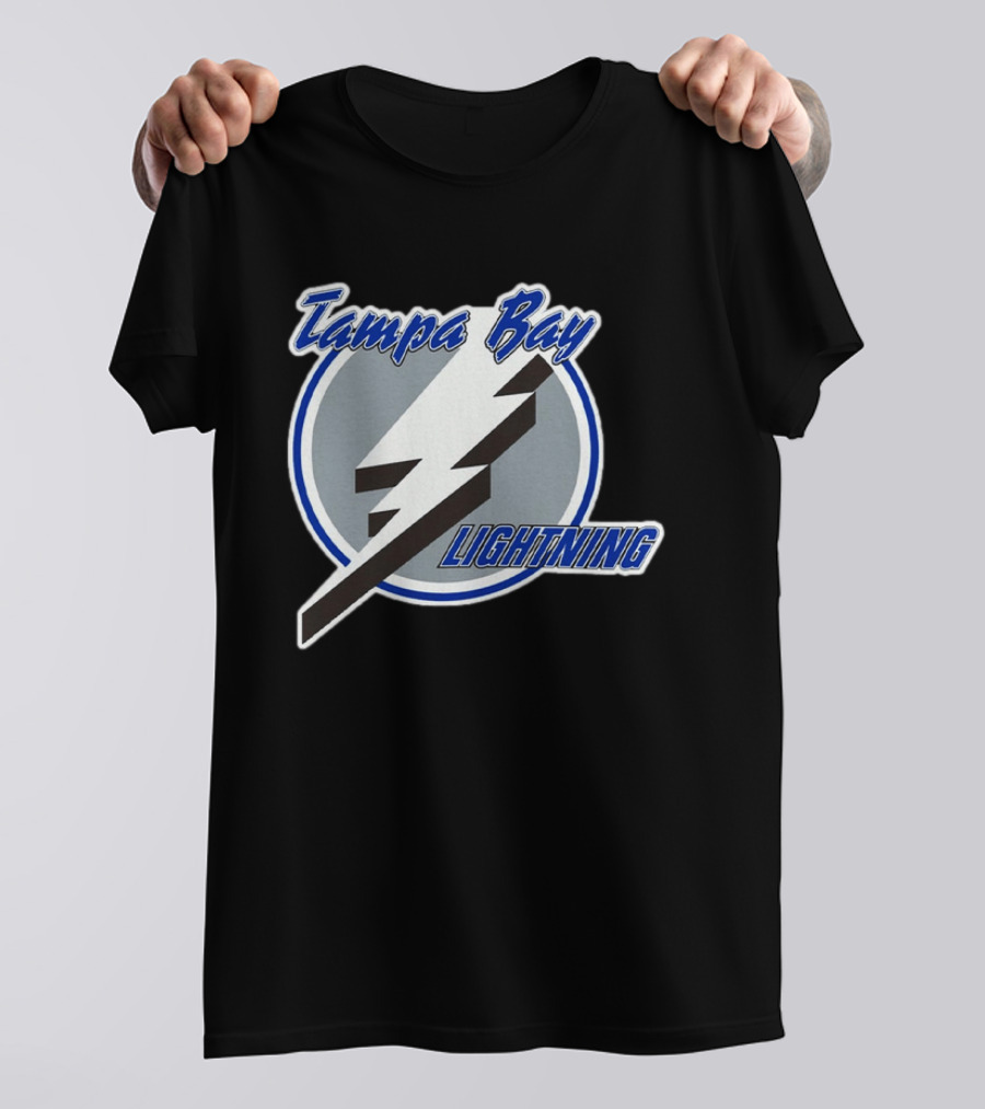 Tampa Bay Lightning 90s Vintage Style Retro Classic NHL Team T-Shirt