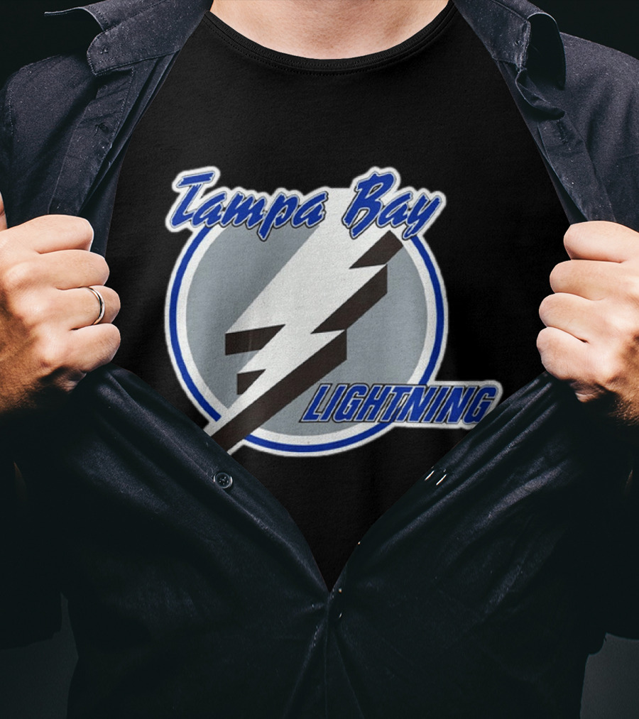 Tampa Bay Lightning 90s Vintage Style Retro Classic NHL Team T-Shirt