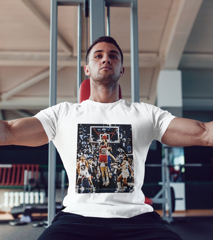 Michael Jordan 23 Chicago Bulls Iconic Basketball Moment T-Shirt