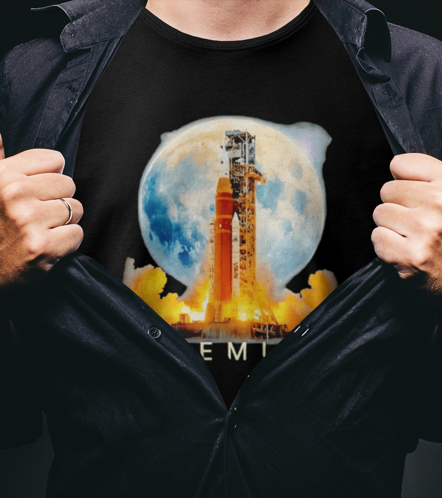Artemis II Moon Mission NASA Rocket Launch 2026 T-Shirt