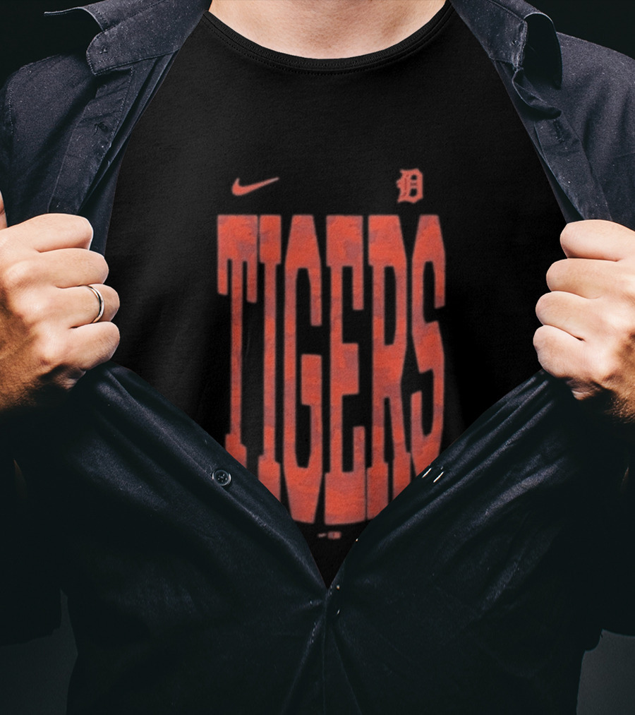 Detroit Tigers Nike Camo Velocity Victor T-Shirt
