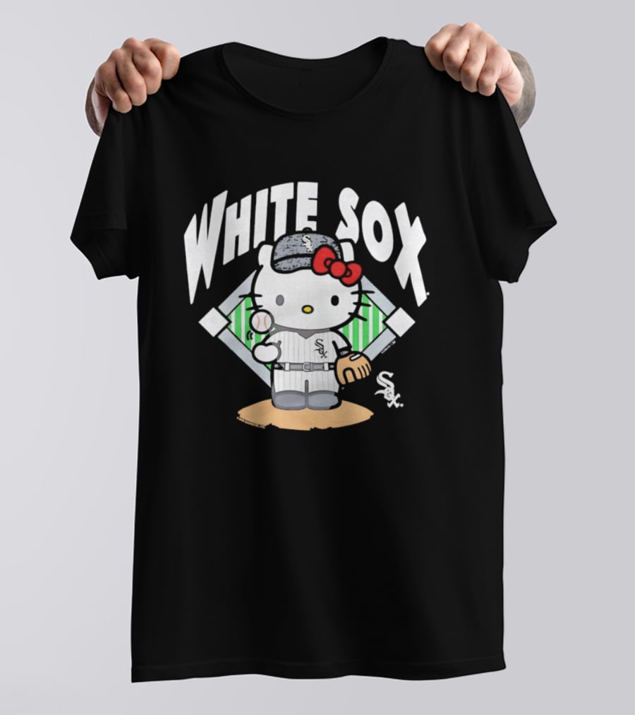 Hello Kitty Playing Baseball With Chicago White Sox T-Shirt