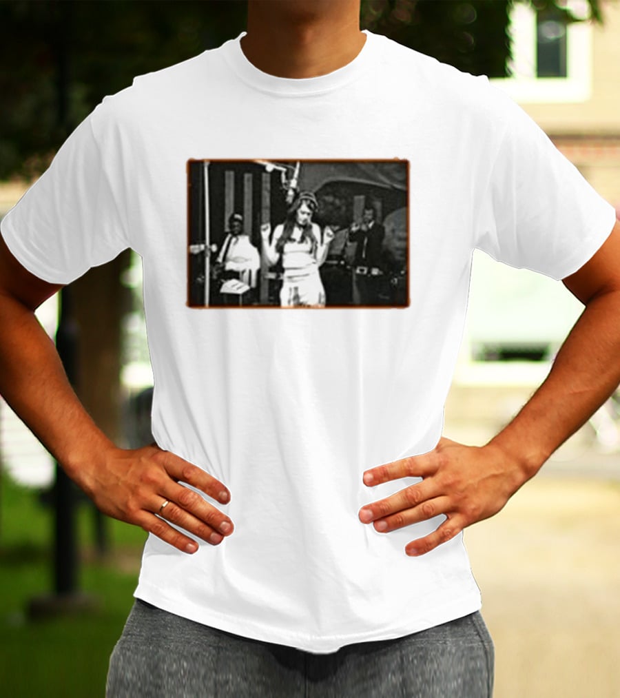 Sienna Spiro Visitor Studio Retro Black And White Music Scene T-Shirt