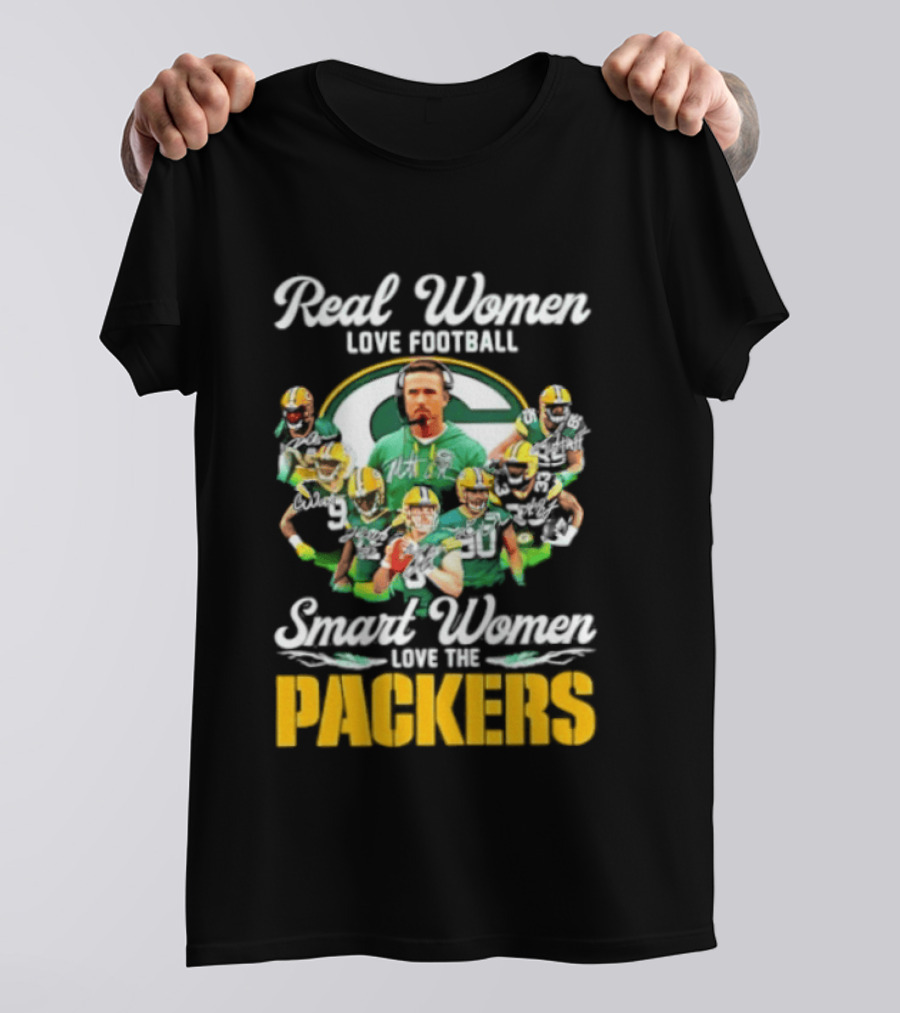 Real Women Love Football Smart Women Love The Packers T-Shirt