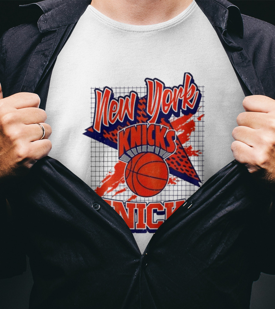 New York Knicks Juvenile Basketball Star T-Shirt