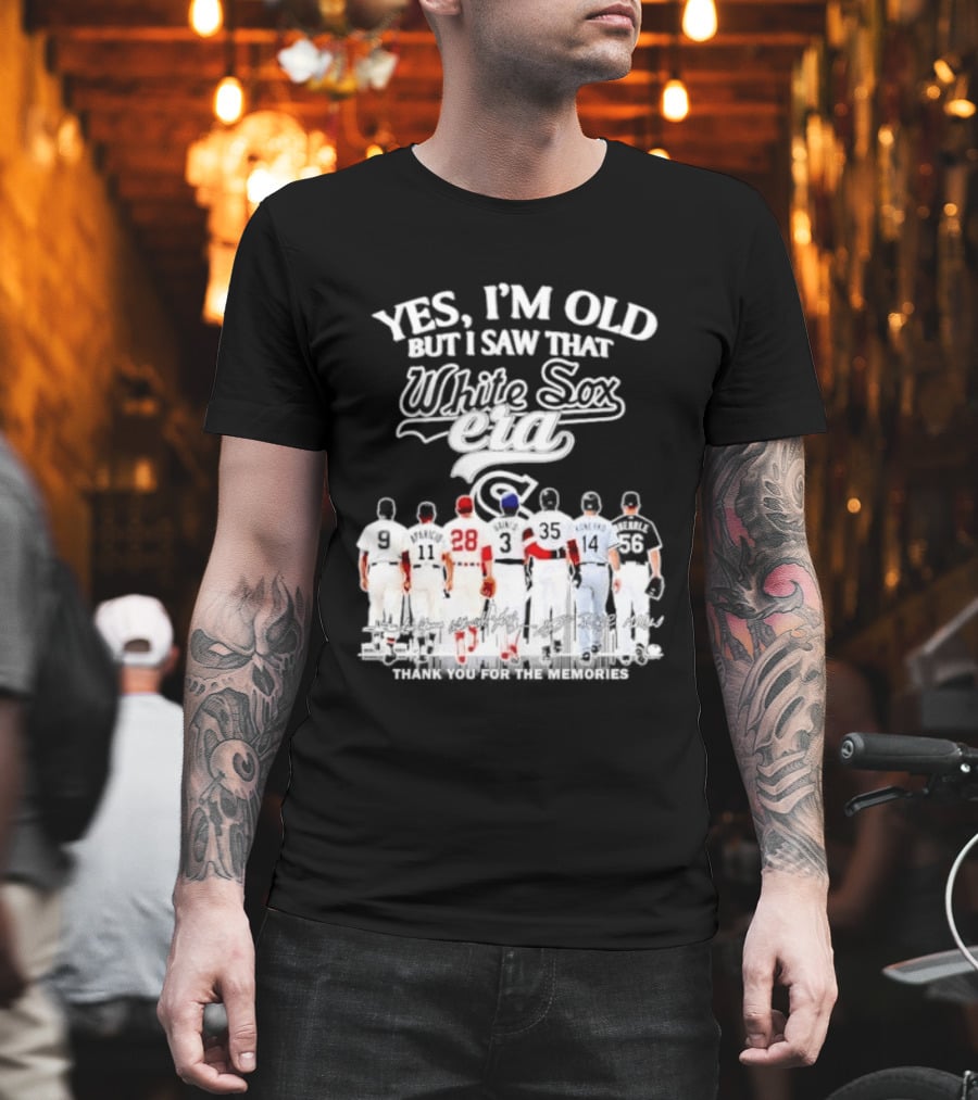 Yes I'm Old But I Saw That White Sox Era Players Skyline T-Shirt