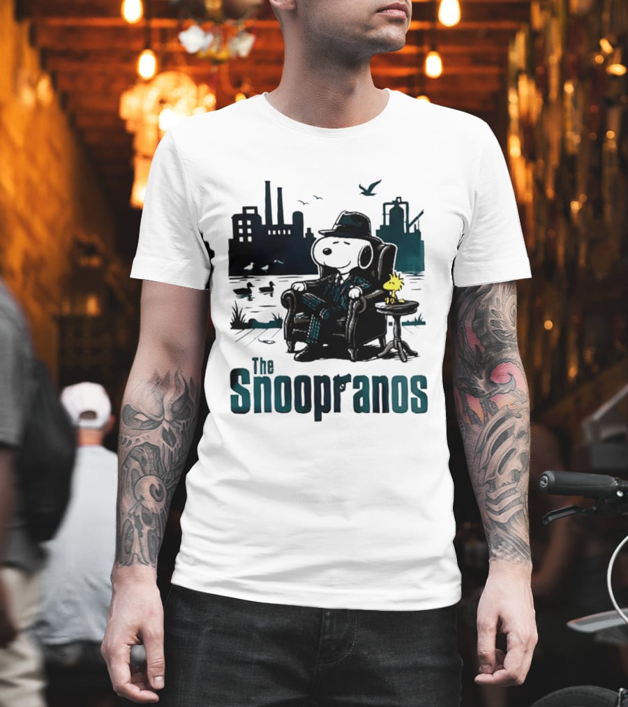 The Snoopranos Peanuts Snoopy Woodstock Mafia Scene T-Shirt