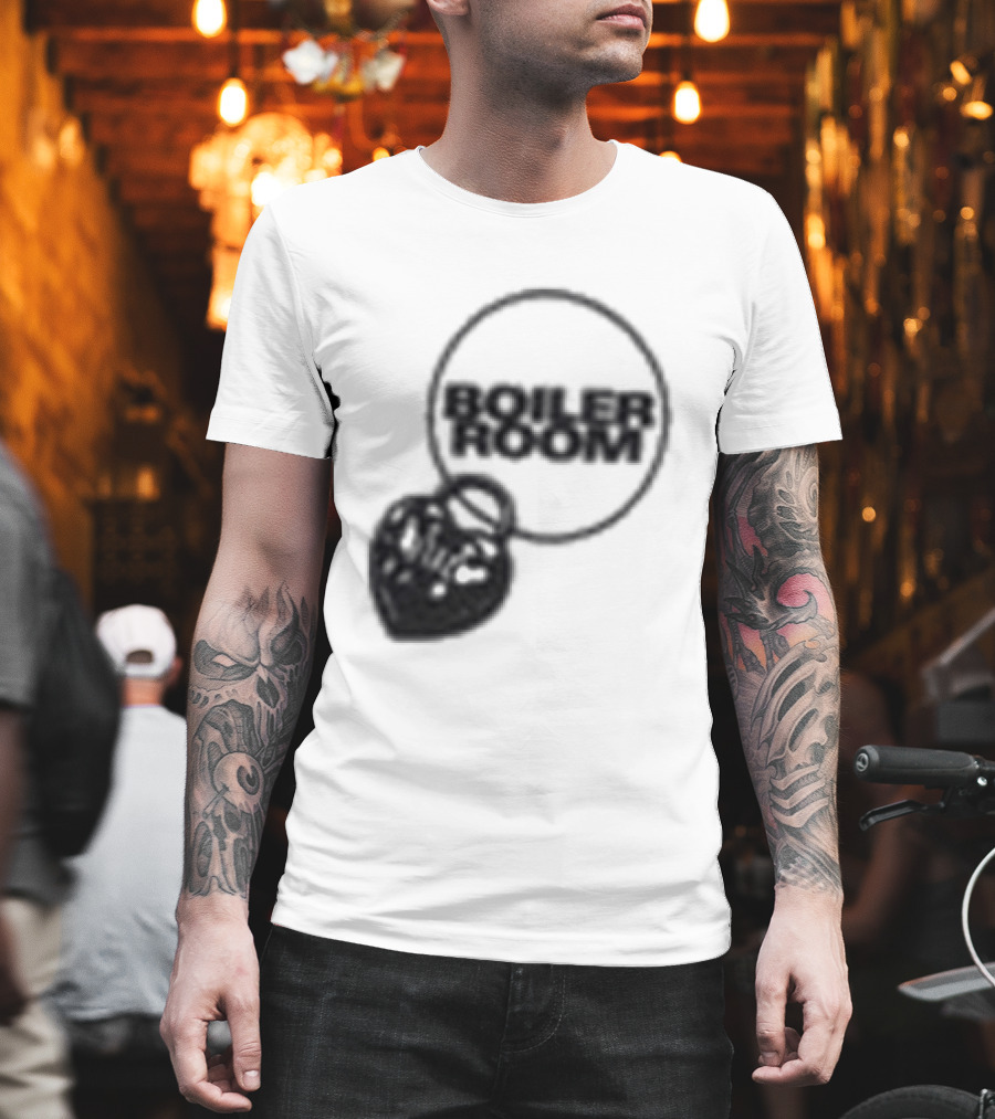 Paris Lovers Boiler Room Heart Lock T-Shirt