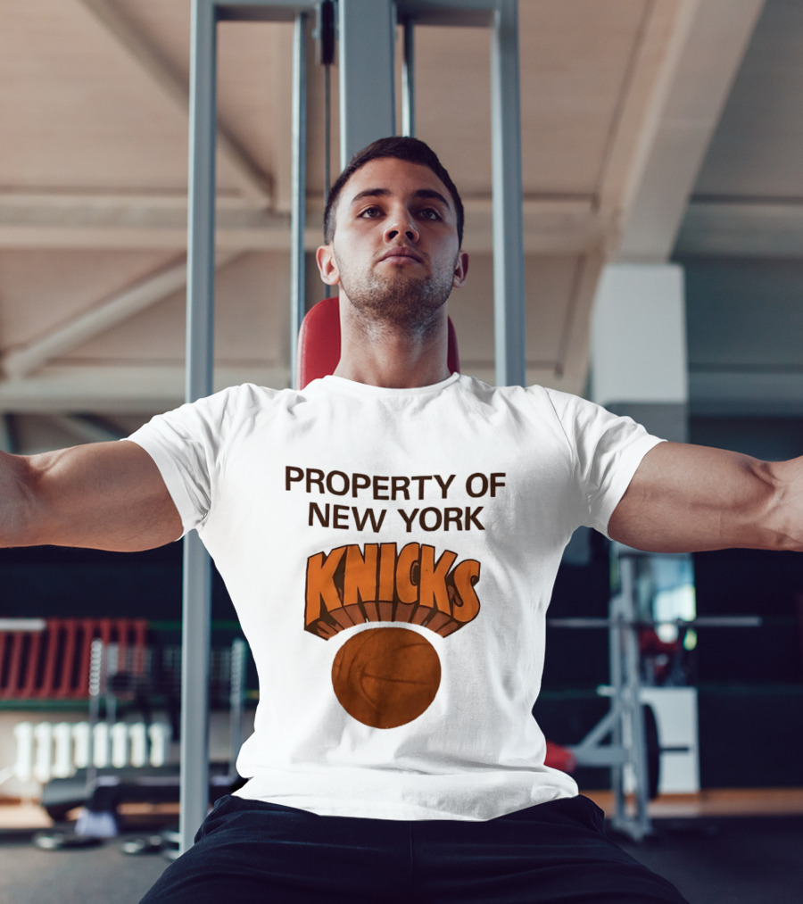 New York Knicks Basketball Property T-Shirt