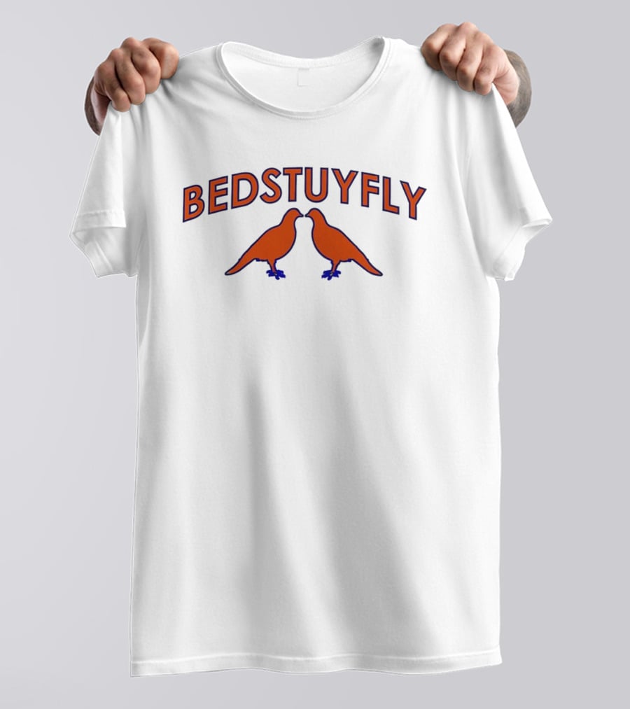 BEDSTUYFLY Kissing Pigeons Brooklyn New York Streetwear T-Shirt