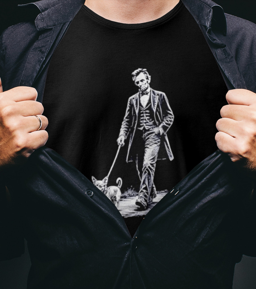 Abraham Lincoln Walking Chihuahua For USA 250th Anniversary Celebration T-Shirt