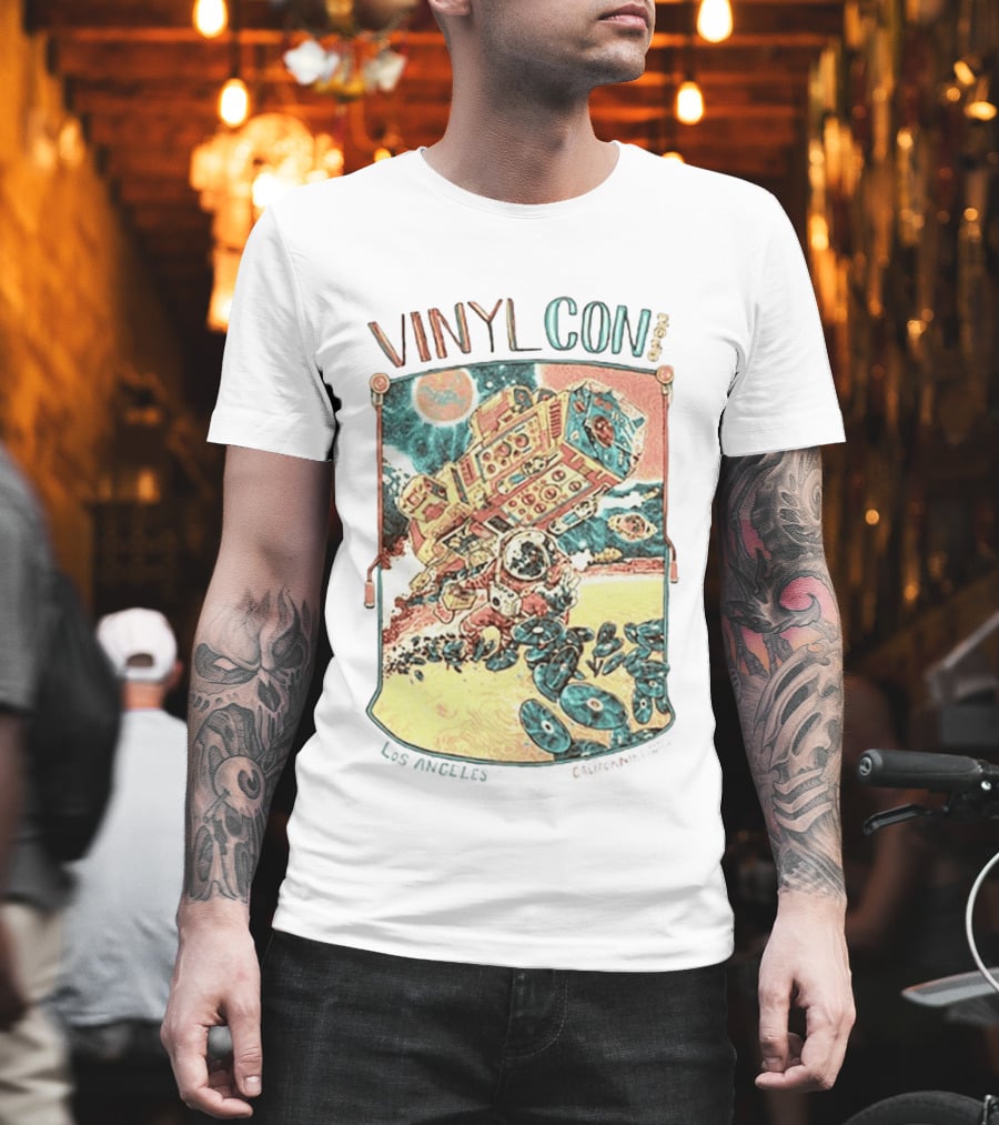 VinylCon 2026 Los Angeles August 22 23 Astronaut Carrying Boom Box With Flying Records Event T-Shirt