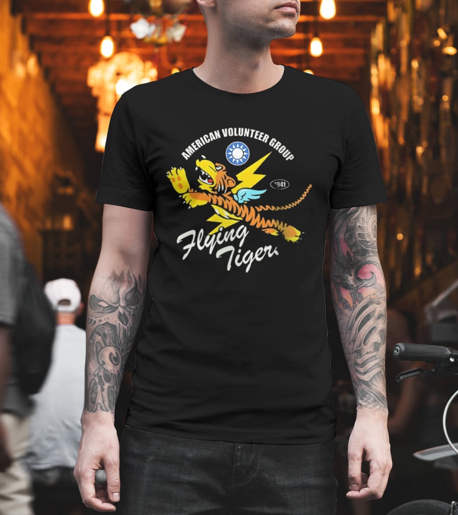 Flying Tigers American Volunteer Group 1941 Emblem Art WWII Aviation History T-Shirt