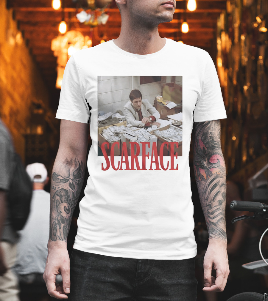 Scarface Tony Montana Al Pacino Money Scene T-Shirt