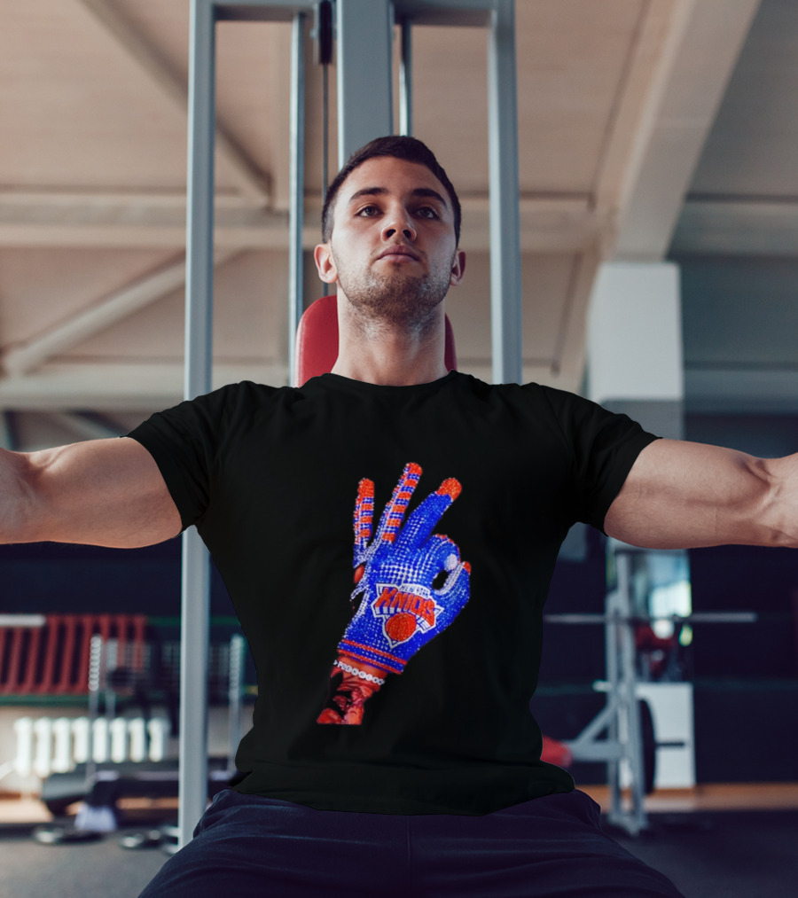 New York Knicks NBA Frenchoo Basketball Fan Glove T-Shirt