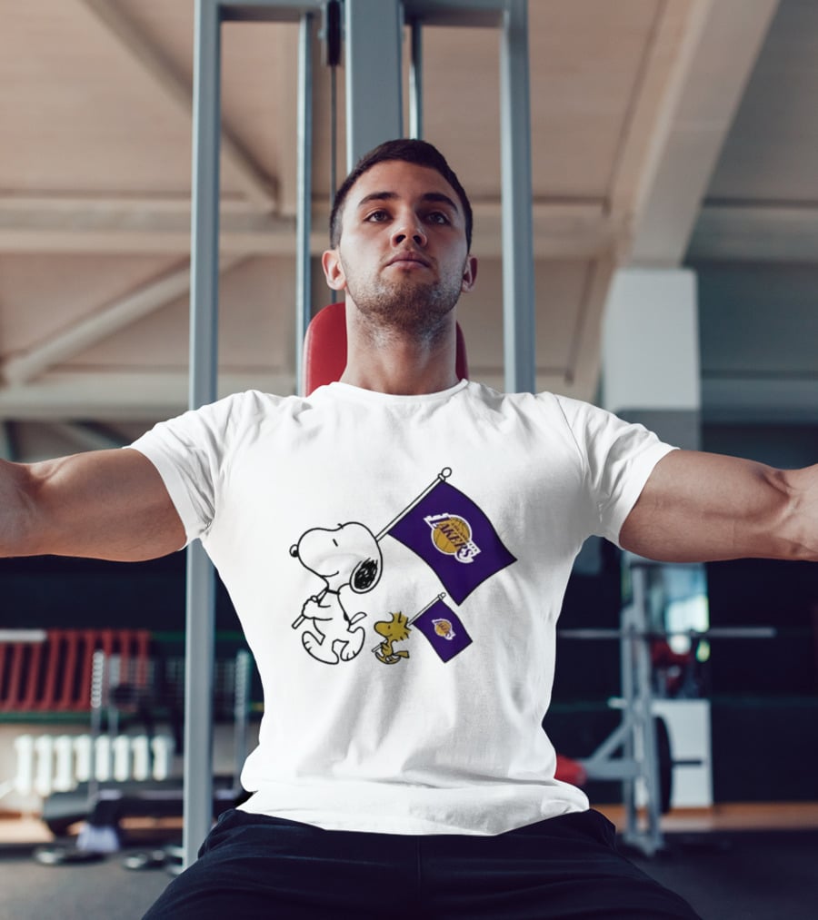 Los Angeles Lakers Snoopy And Woodstock Holding Team Flags T-Shirt