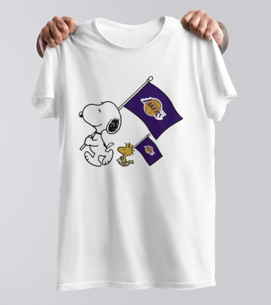 Los Angeles Lakers Snoopy And Woodstock Holding Team Flags T-Shirt