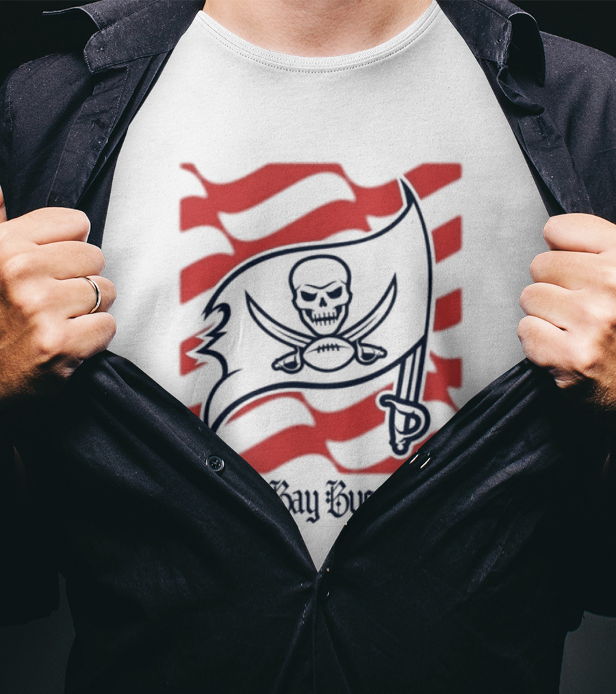Tampa Bay Buccaneers Flag Skull And Cross Swords T-Shirt
