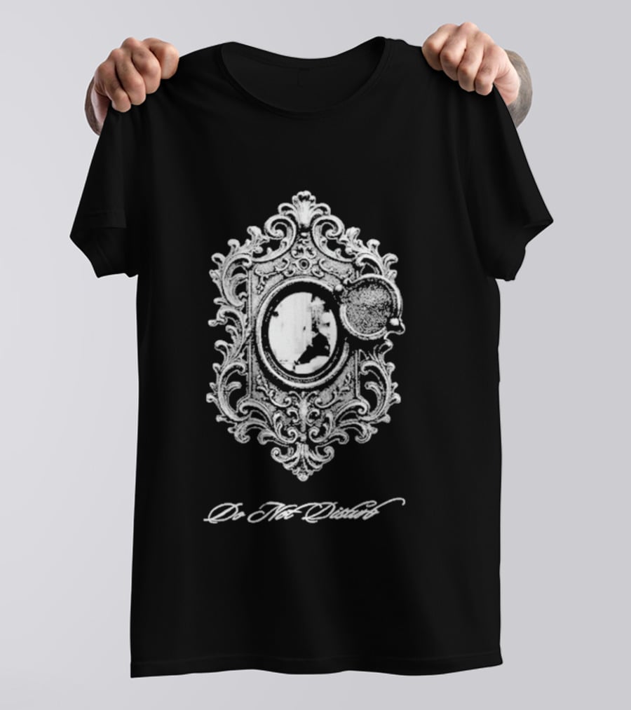 Young Miko 444 Do Not Disturb Vintage Inspired Decor Exquisite T-Shirt