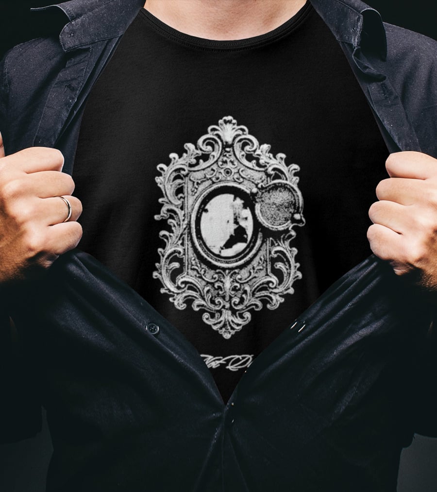 Young Miko 444 Do Not Disturb Vintage Inspired Decor Exquisite T-Shirt