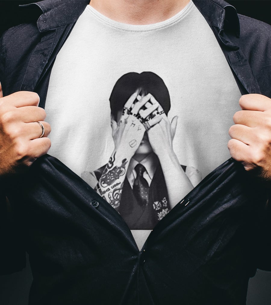 Jungkook BTS Tattoo Hands Rings Black And White Aesthetic T-Shirt