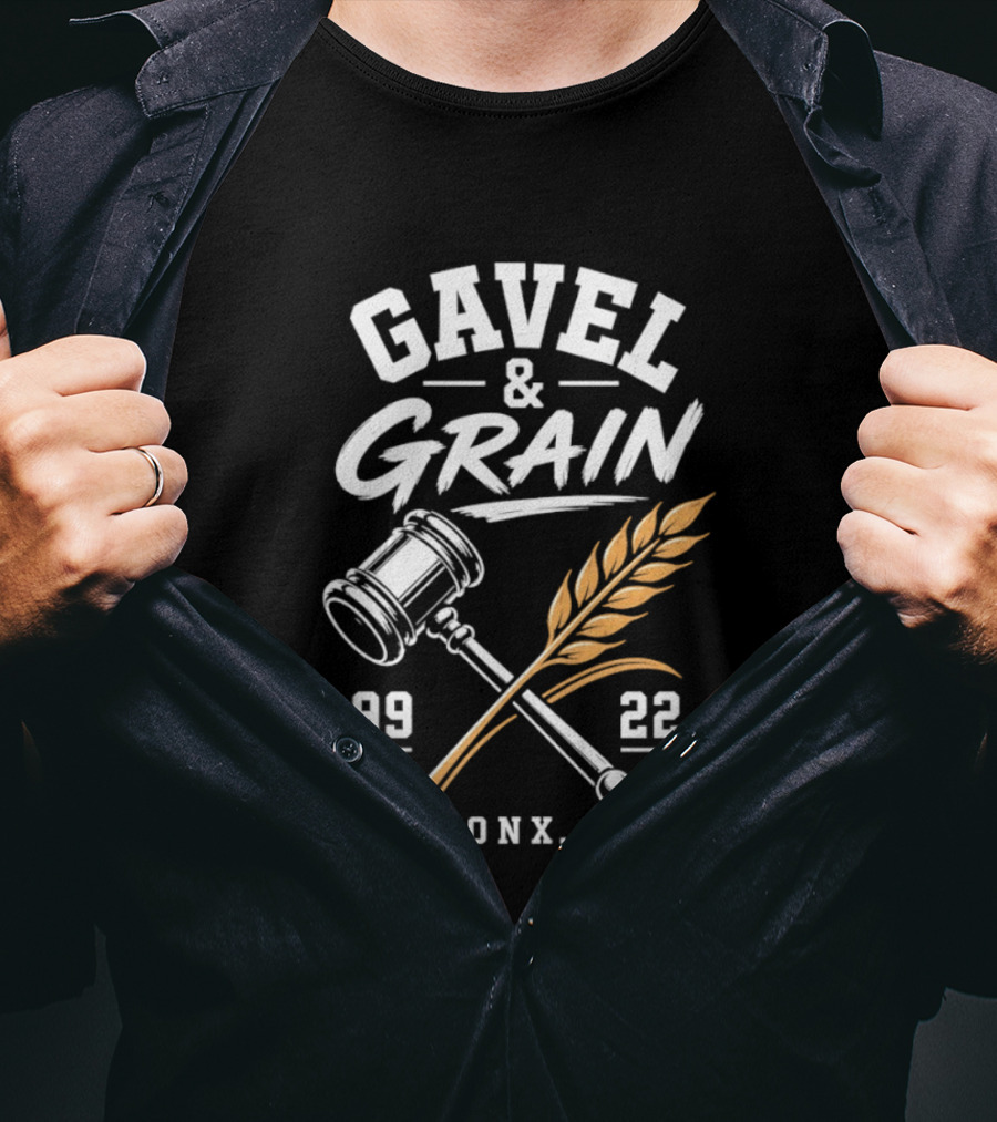 Gavel & Grain 99 22 Bronx NY Judge's Gavel And Wheat T-Shirt