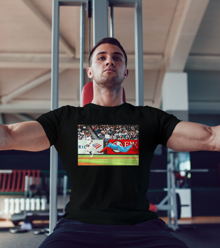 Vladimir Guerrero Jr Toronto Blue Jays Dive Action Baseball T-Shirt