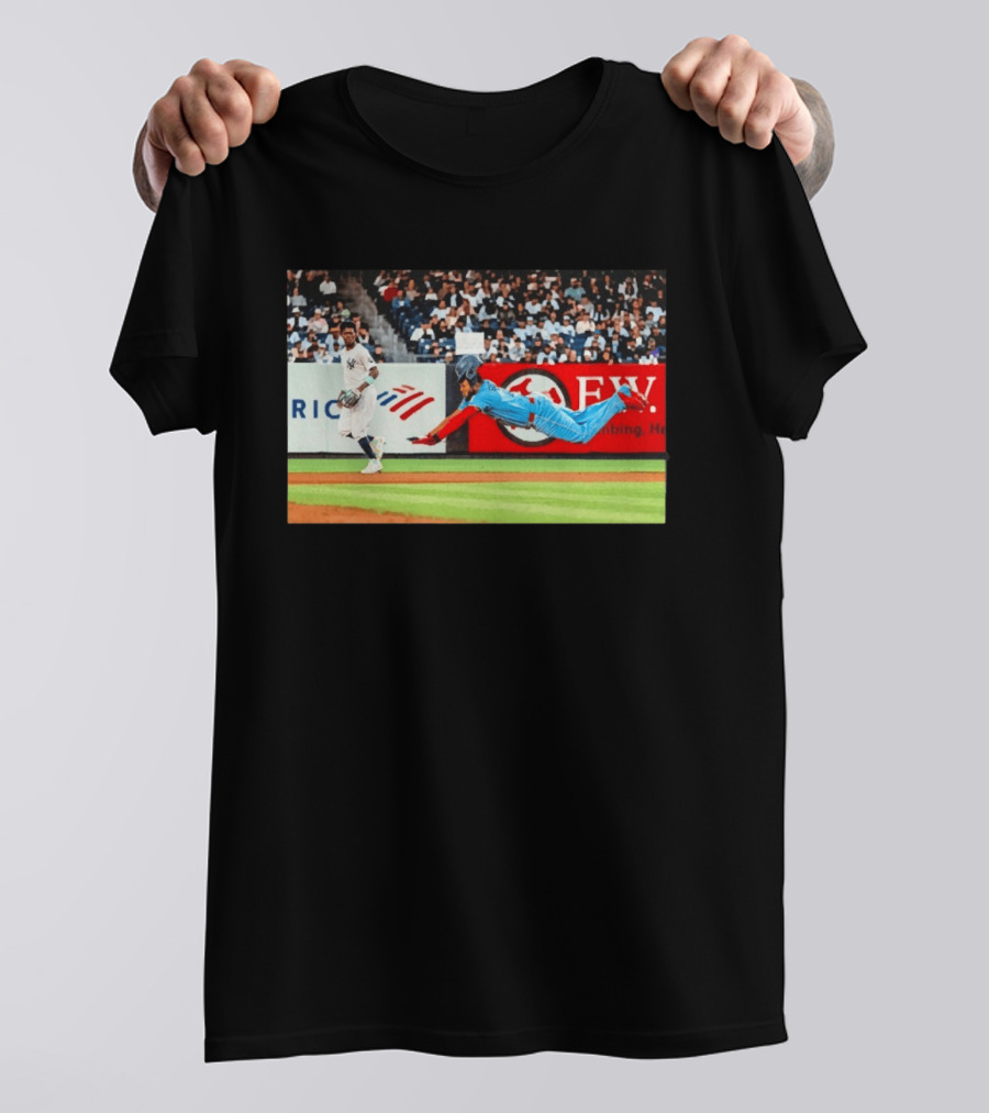 Vladimir Guerrero Jr Toronto Blue Jays Dive Action Baseball T-Shirt