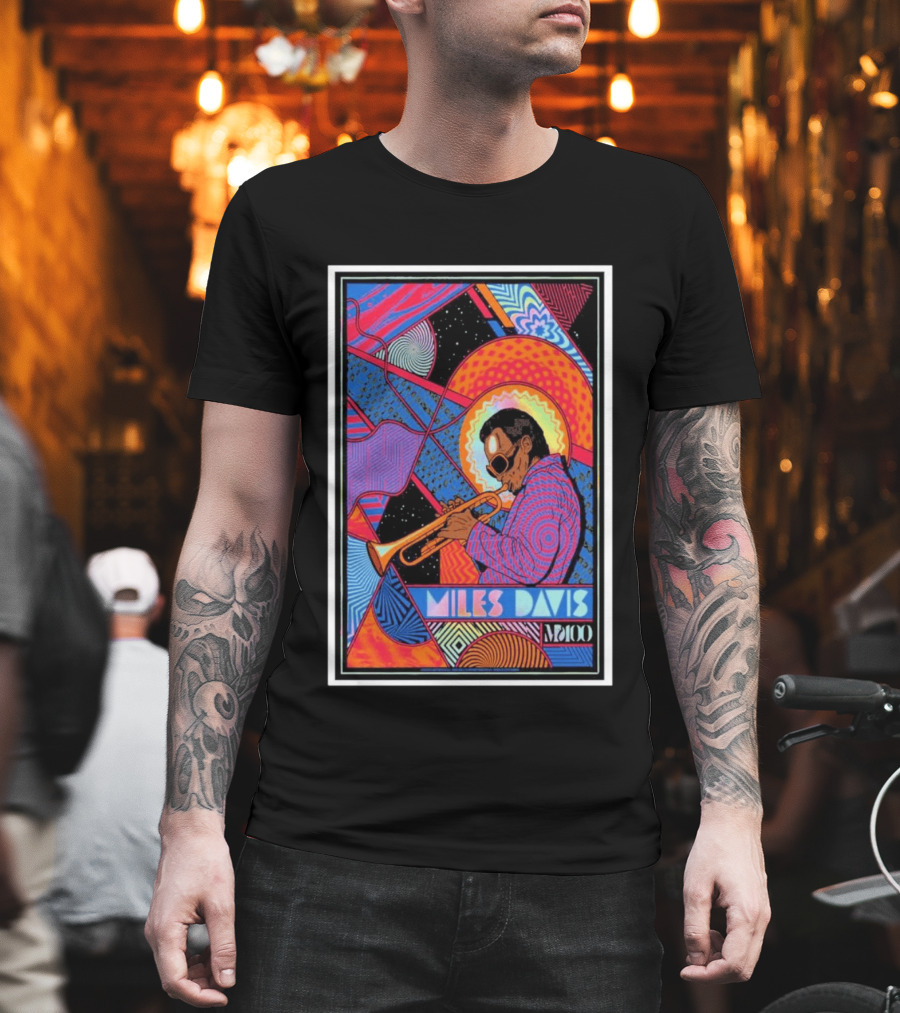 Miles Davis M100 Vibrant Foil Psychedelic Jazz Artistry Trumpet Player T-Shirt