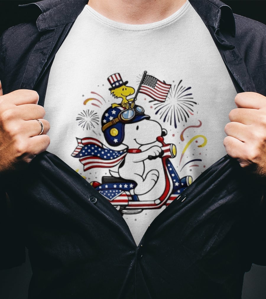 Snoopy Woodstock 250th Anniversary USA Patriotic Peanuts Celebration T-Shirt