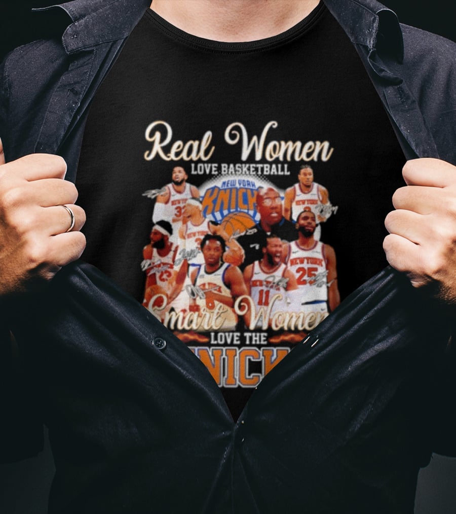 Real Women Love Basketball Smart Women Love The New York Knicks T-Shirt