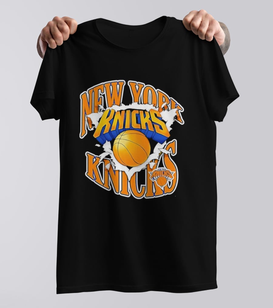 New York Knicks Bursting Basketball Knicks T-Shirt