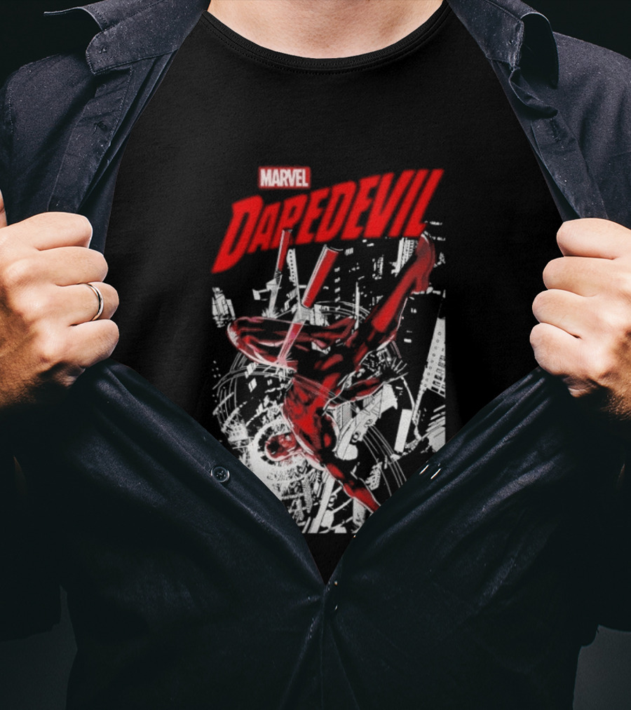 Marvel Daredevil Dynamic Acrobatics Comic Burst T-Shirt