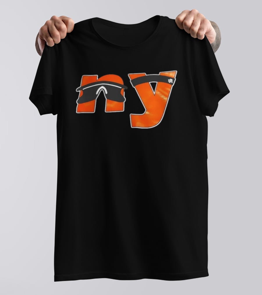 Carmelo Anthony New York Knicks NY Iconic Look T-Shirt